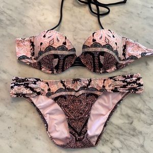 Victoria's Secret bikini
